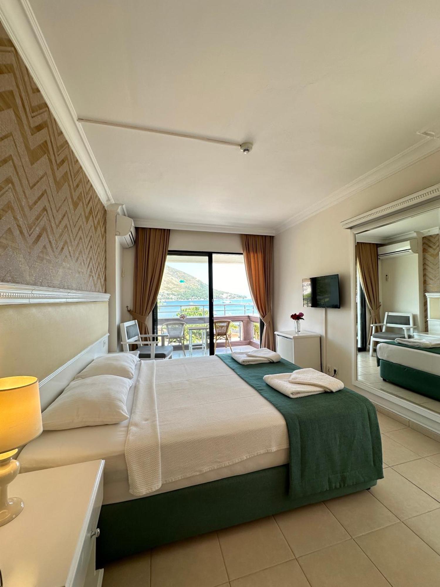 Hotel Chateau De Ville Marmaris Exteriör bild
